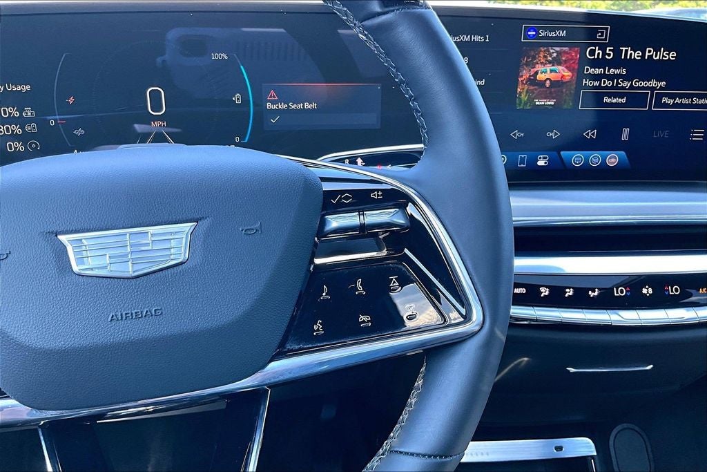 2024 Cadillac LYRIQ Luxury 3