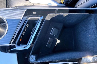 2024 Cadillac LYRIQ Luxury 3