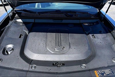 2024 Cadillac LYRIQ Luxury 3