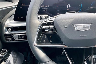2024 Cadillac LYRIQ Luxury 3