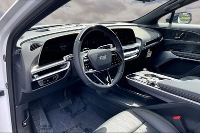 2024 Cadillac LYRIQ Luxury 3