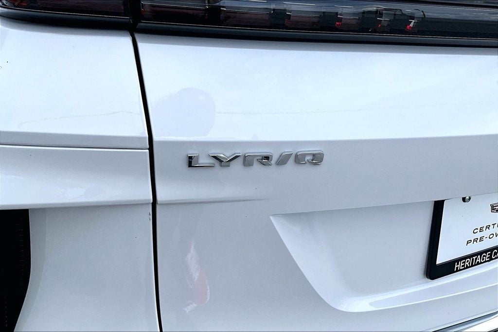 2024 Cadillac LYRIQ Luxury 3