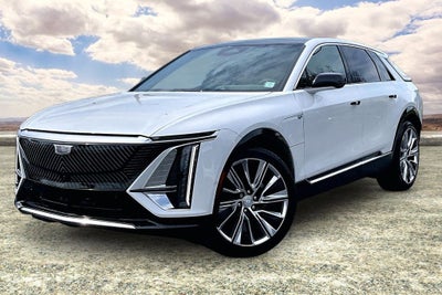 2024 Cadillac LYRIQ Luxury 3