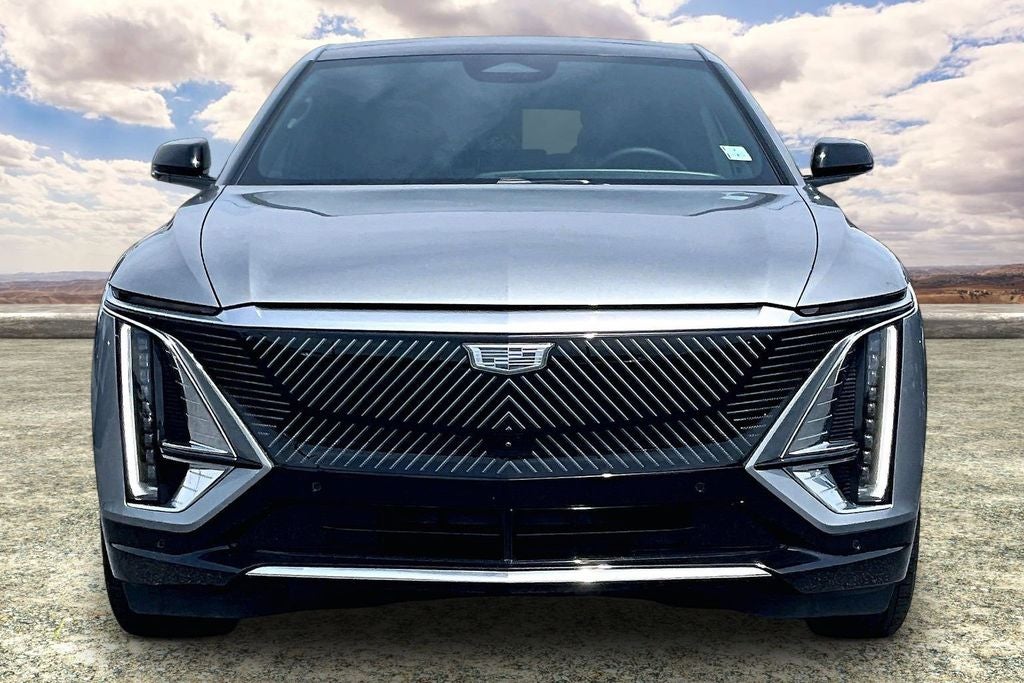 2024 Cadillac LYRIQ Luxury 3