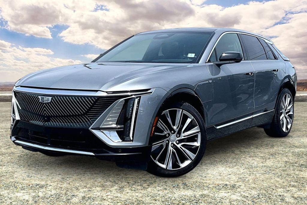 2024 Cadillac LYRIQ Luxury 3