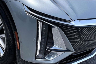 2024 Cadillac LYRIQ Luxury 3