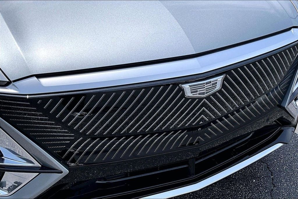 2024 Cadillac LYRIQ Luxury 3