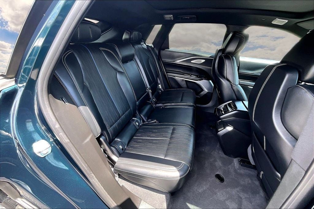 2026 Cadillac LYRIQ Signature Luxury