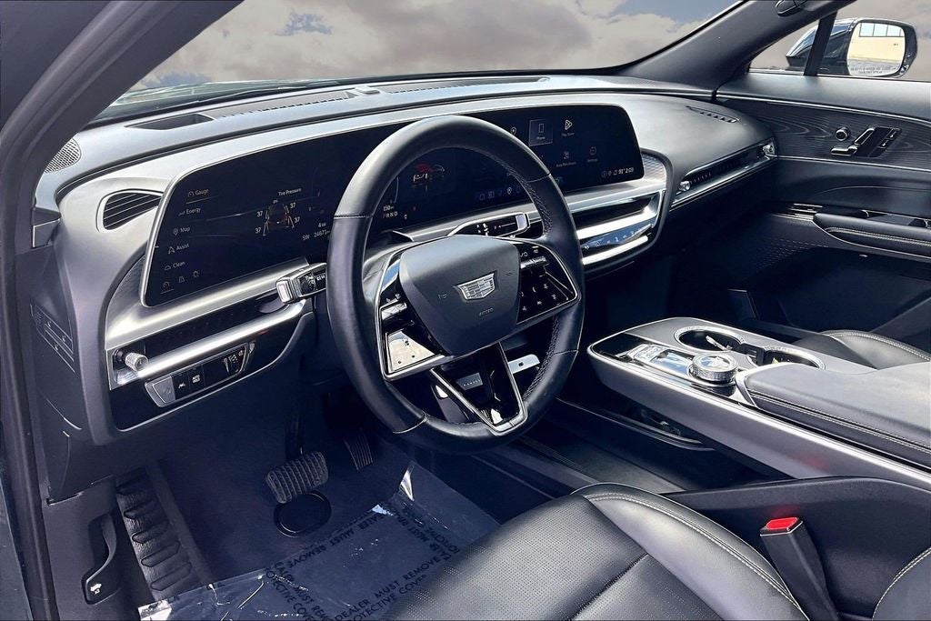 2024 Cadillac LYRIQ Sport