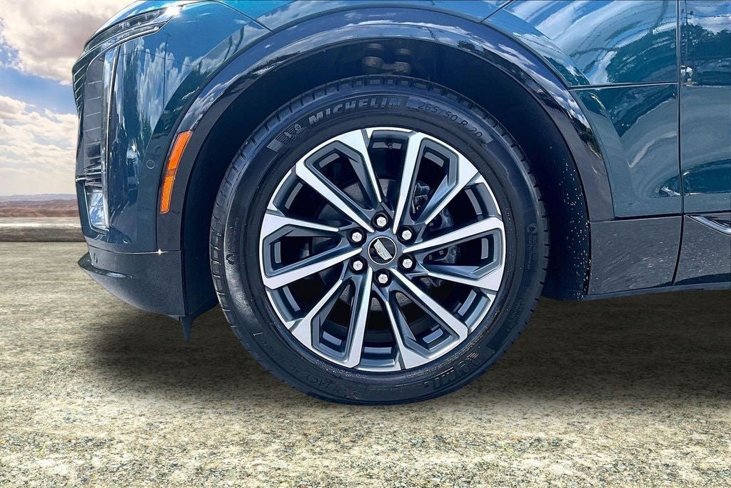 2024 Cadillac LYRIQ Sport