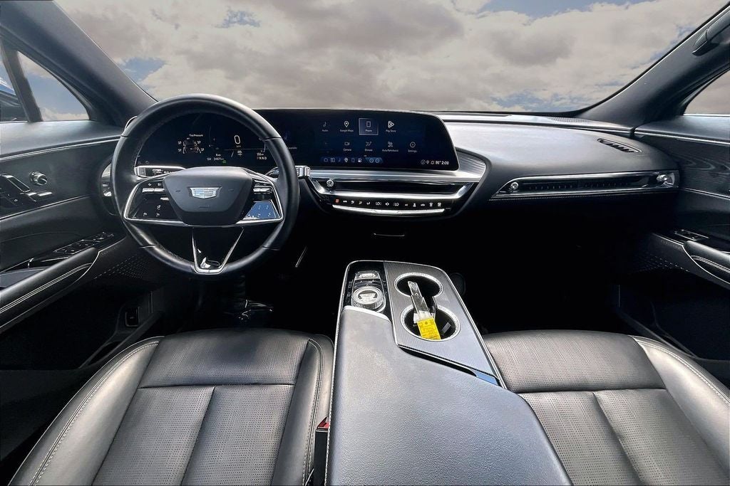 2024 Cadillac LYRIQ Sport