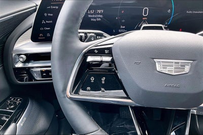 2025 Cadillac LYRIQ Luxury 3