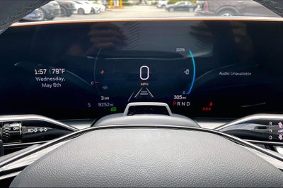 2025 Cadillac LYRIQ Luxury 3