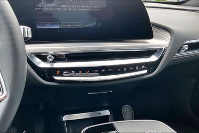 2025 Cadillac LYRIQ Luxury 3