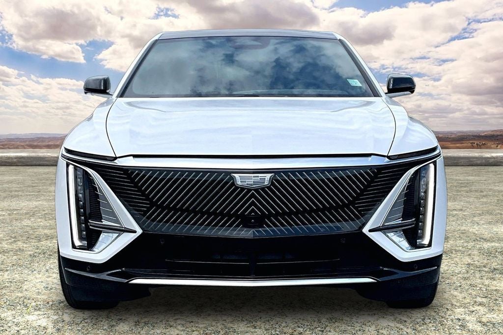 2025 Cadillac LYRIQ Luxury 3