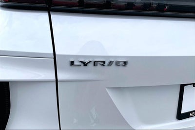2025 Cadillac LYRIQ Luxury 3