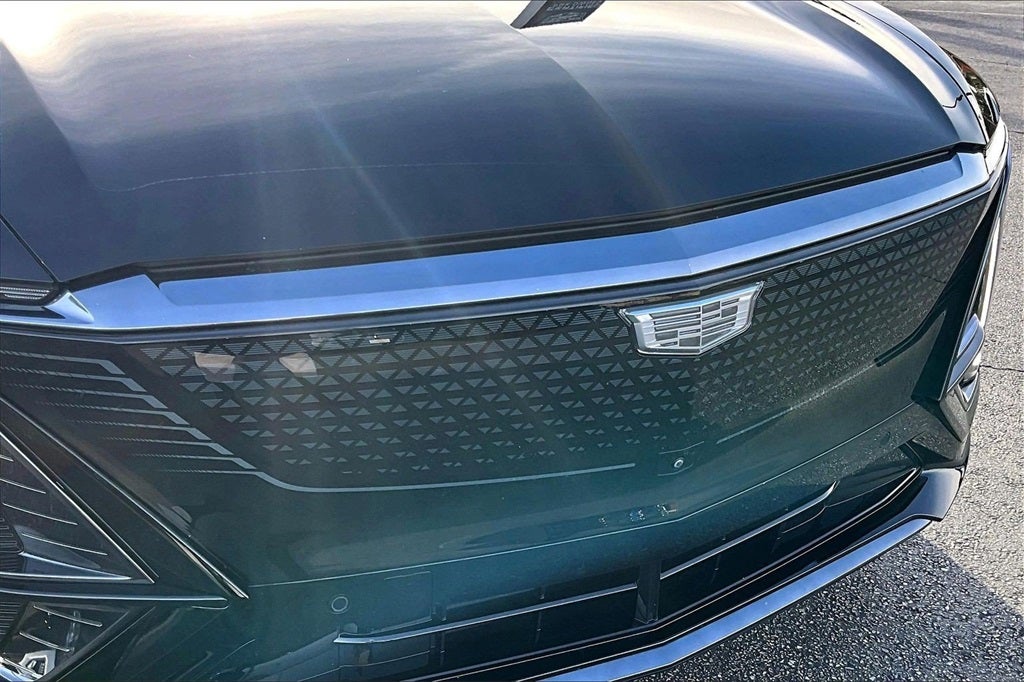 2024 Cadillac LYRIQ Sport