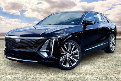 2025 Cadillac LYRIQ Luxury 3