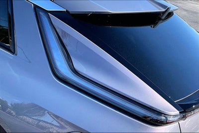 2025 Cadillac LYRIQ Luxury 3