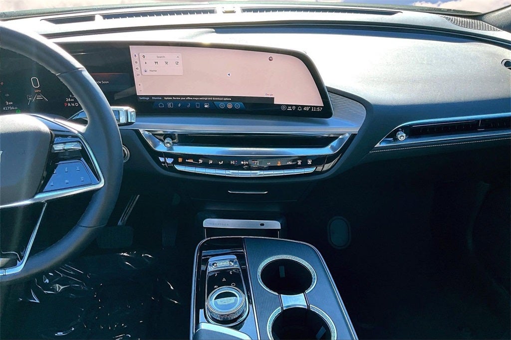 2024 Cadillac LYRIQ Sport