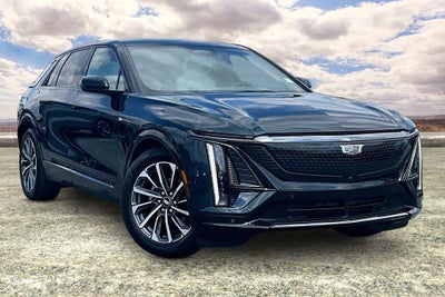 2024 Cadillac LYRIQ Sport 2
