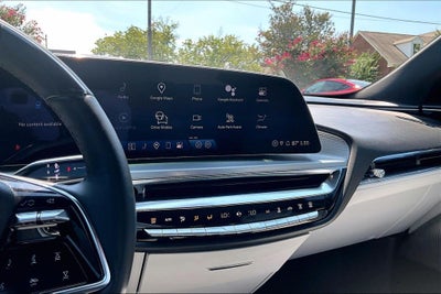 2024 Cadillac LYRIQ Sport 2
