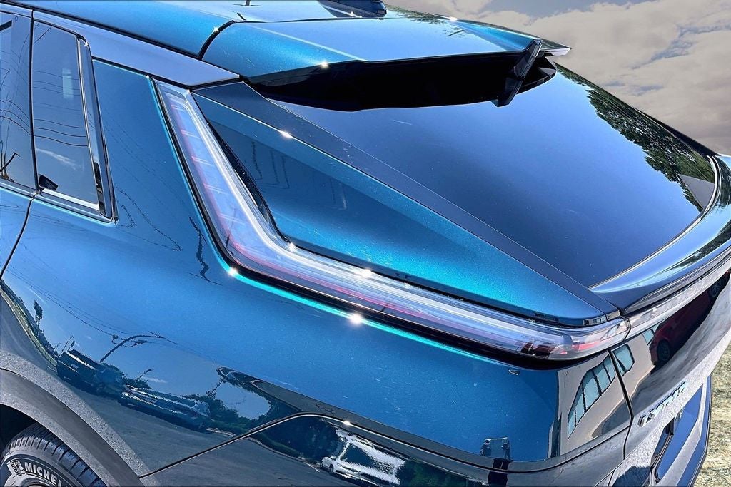 2024 Cadillac LYRIQ Sport 2