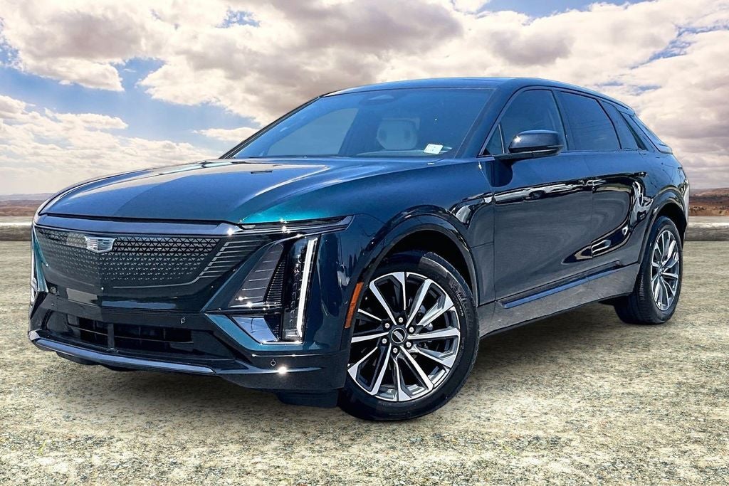 2024 Cadillac LYRIQ Sport 2