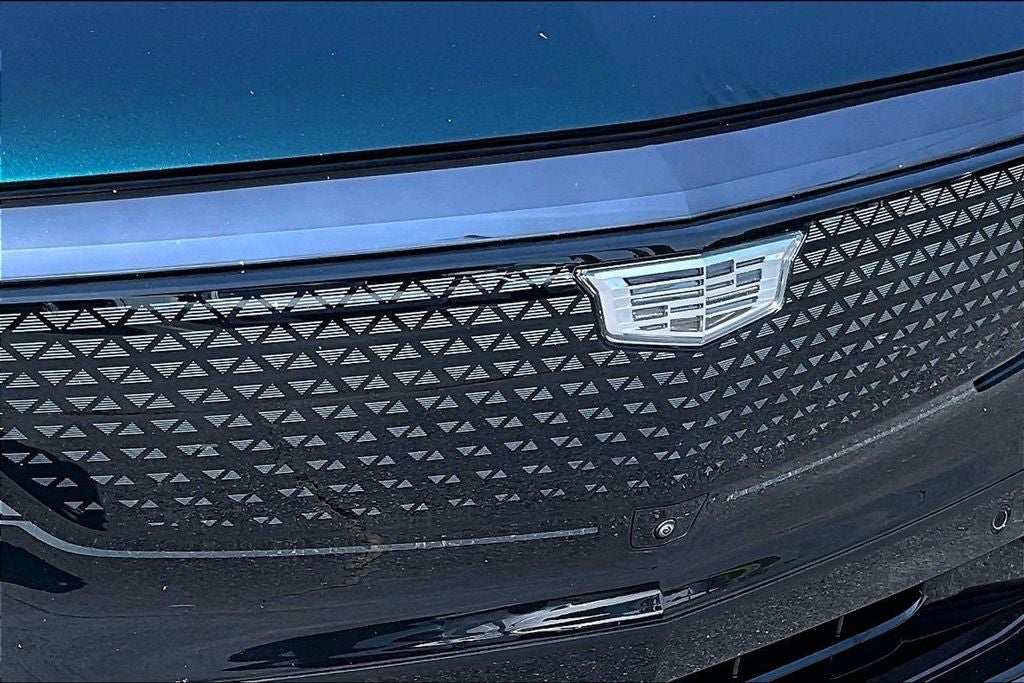 2024 Cadillac LYRIQ Sport 2