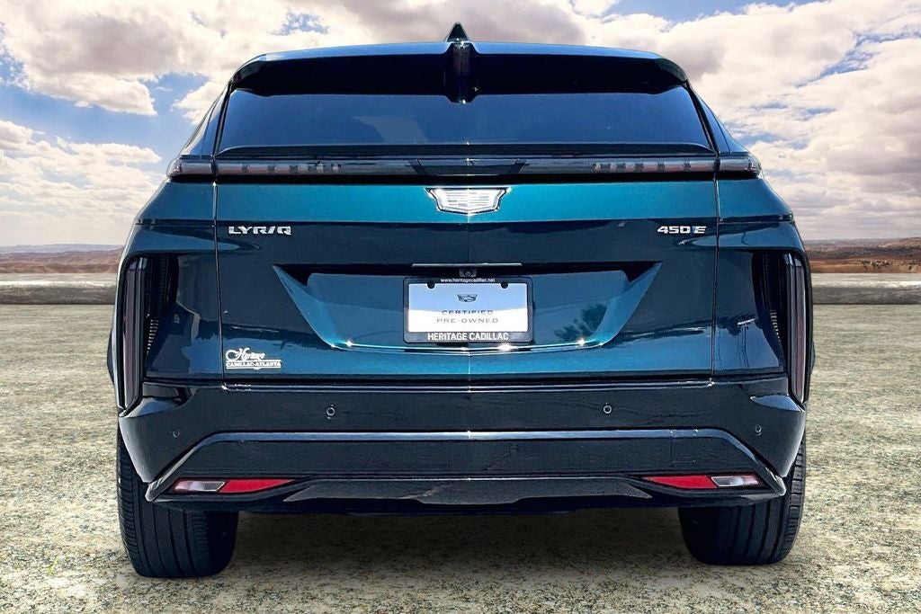 2024 Cadillac LYRIQ Sport 2