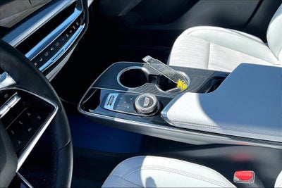 2024 Cadillac LYRIQ Sport 2