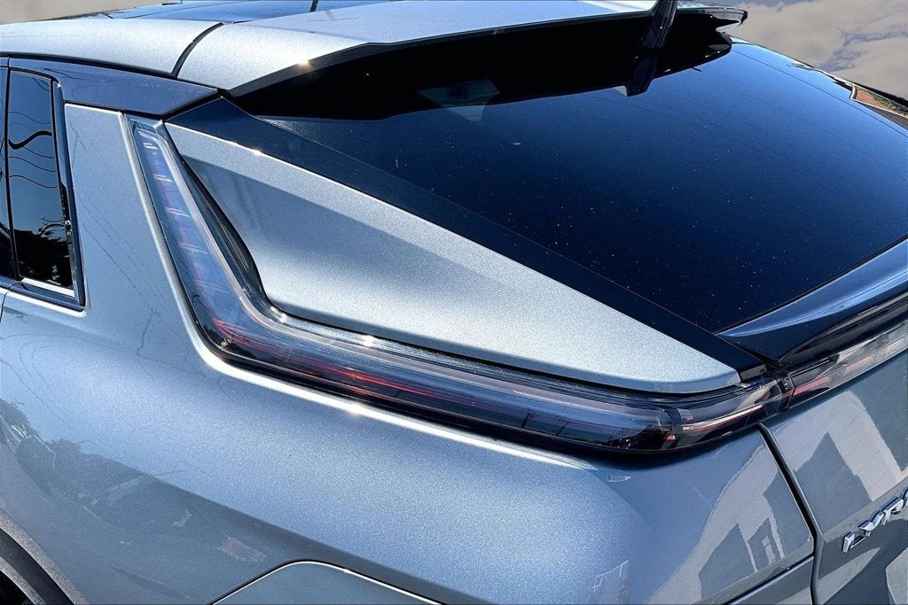 2024 Cadillac LYRIQ Sport 2