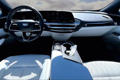 2024 Cadillac LYRIQ Sport 2