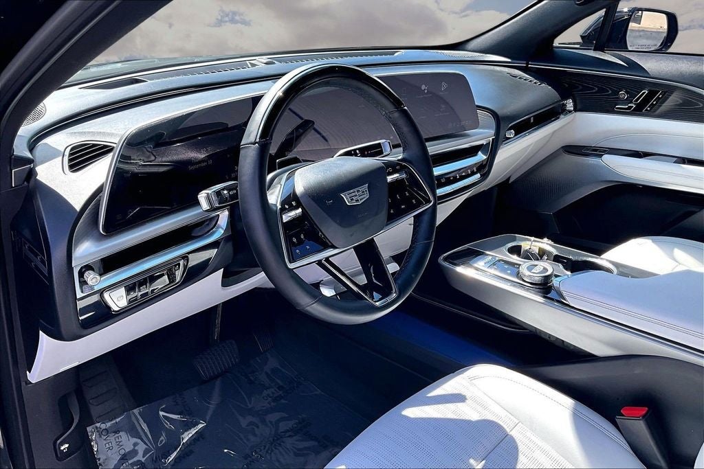 2024 Cadillac LYRIQ Sport