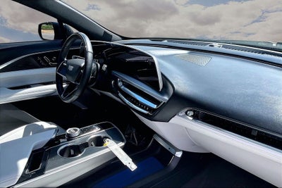2024 Cadillac LYRIQ Sport