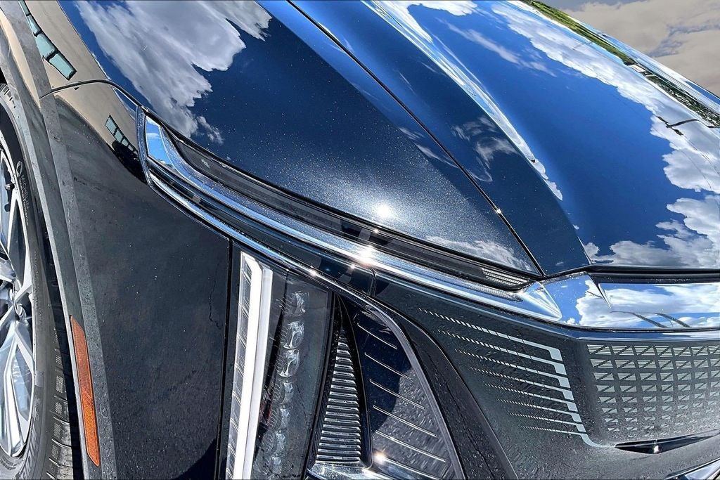 2024 Cadillac LYRIQ Sport