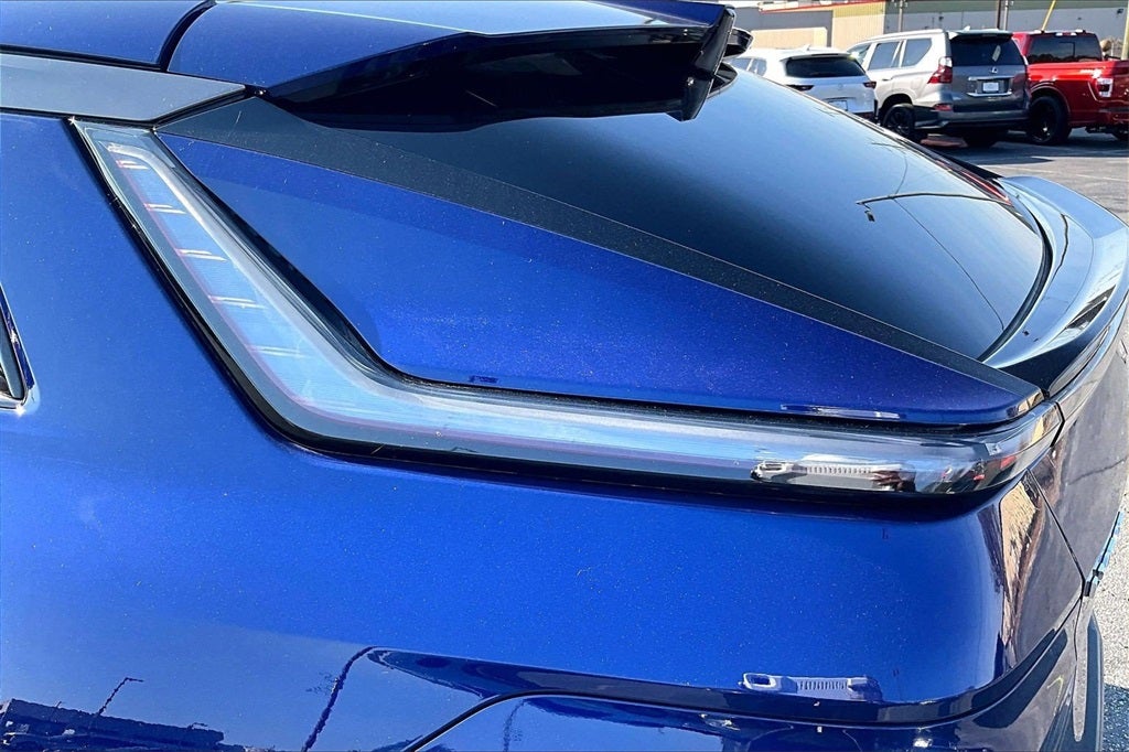 2024 Cadillac LYRIQ Sport 3