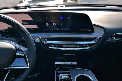 2024 Cadillac LYRIQ Sport 3