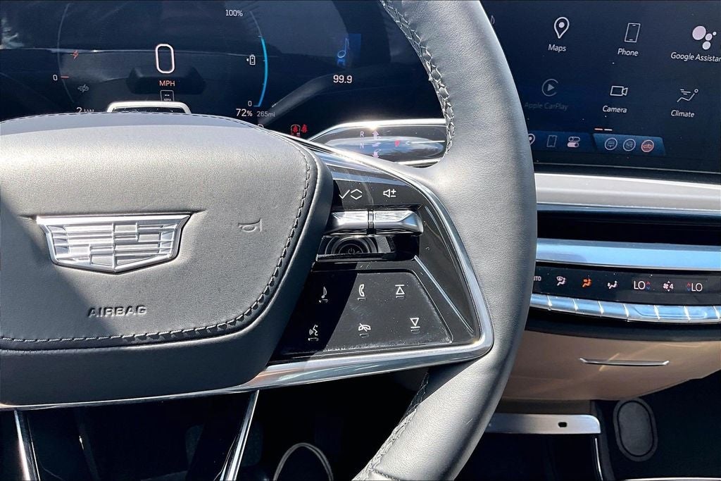 2024 Cadillac LYRIQ Sport 3