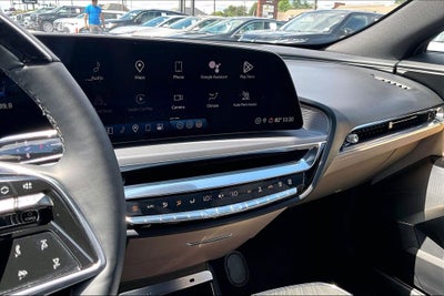 2024 Cadillac LYRIQ Sport 3