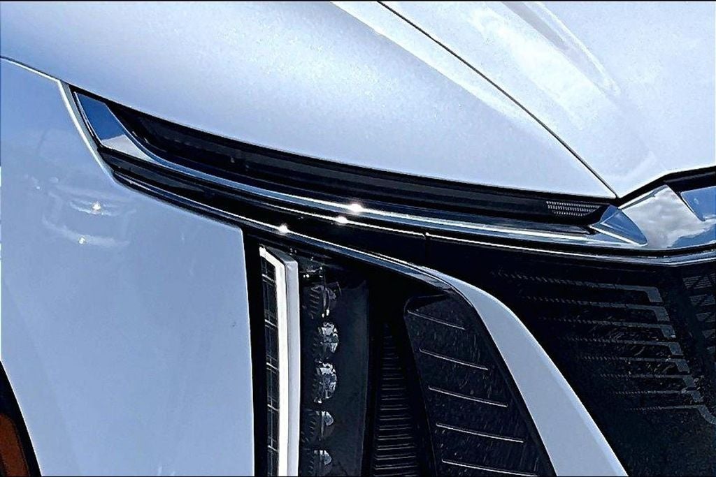 2024 Cadillac LYRIQ Sport 3