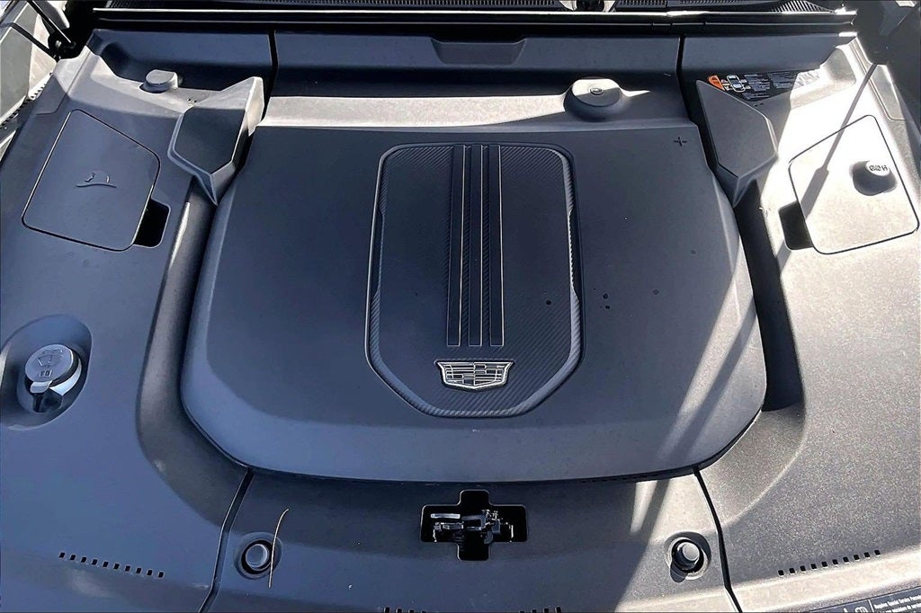 2024 Cadillac LYRIQ Sport 3