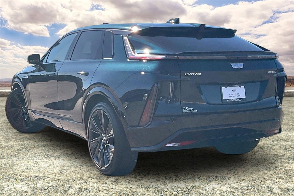 2024 Cadillac LYRIQ Sport 3