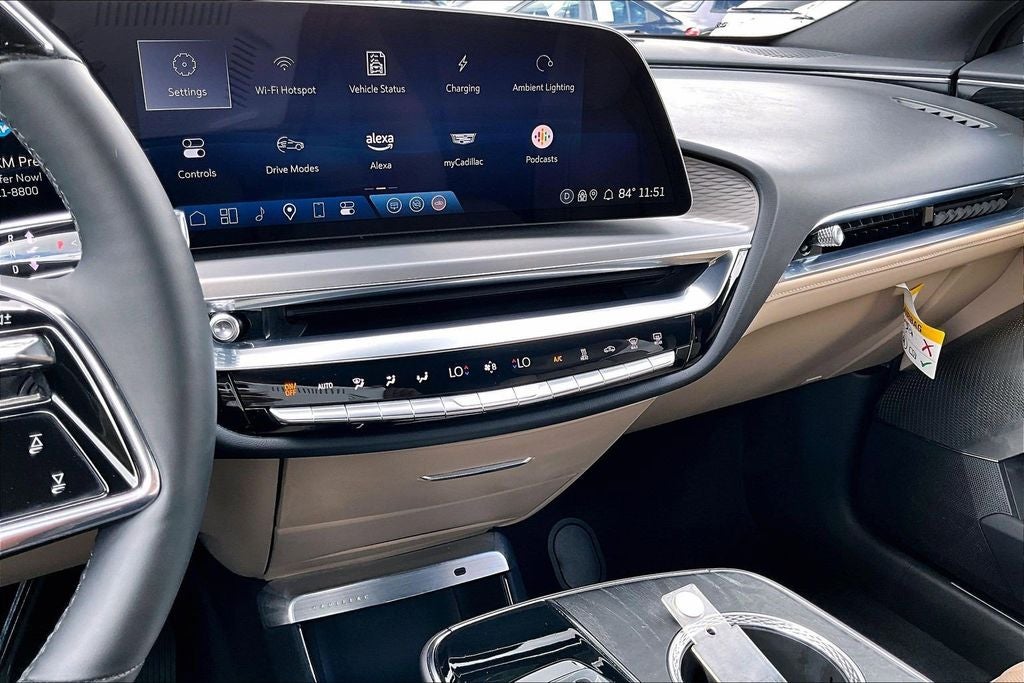 2024 Cadillac LYRIQ Sport 3