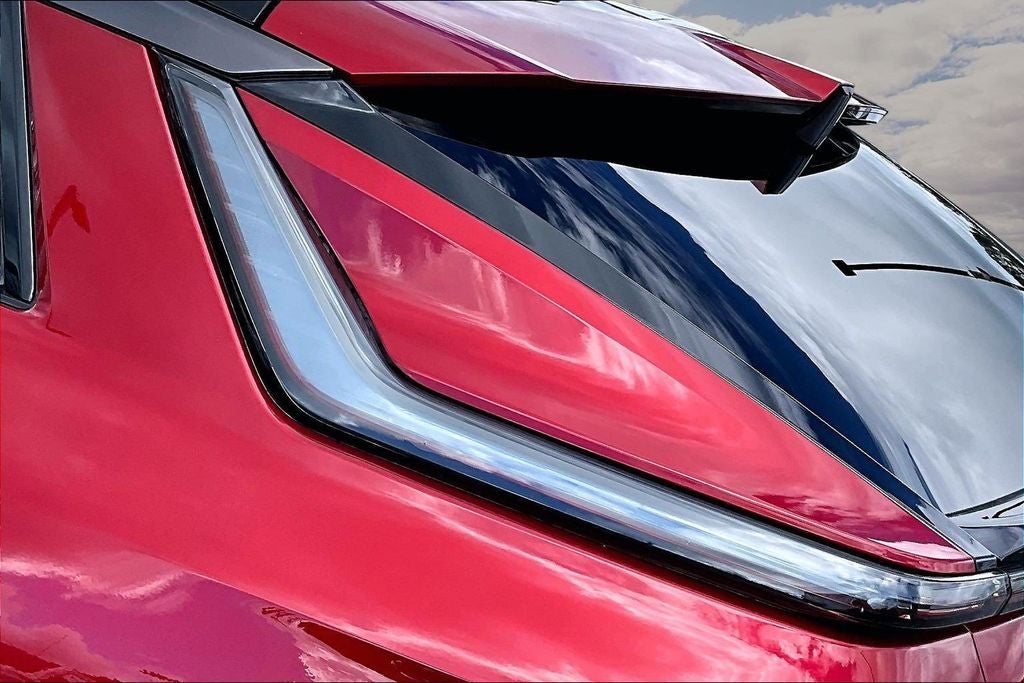 2024 Cadillac LYRIQ Sport 3