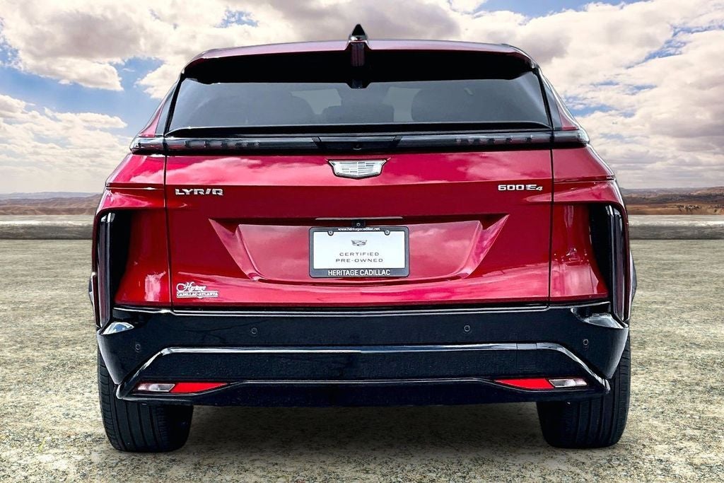 2024 Cadillac LYRIQ Sport 3