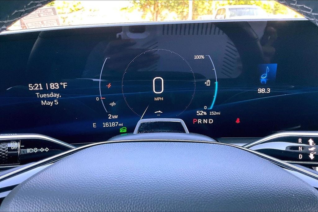 2024 Cadillac LYRIQ Sport 3