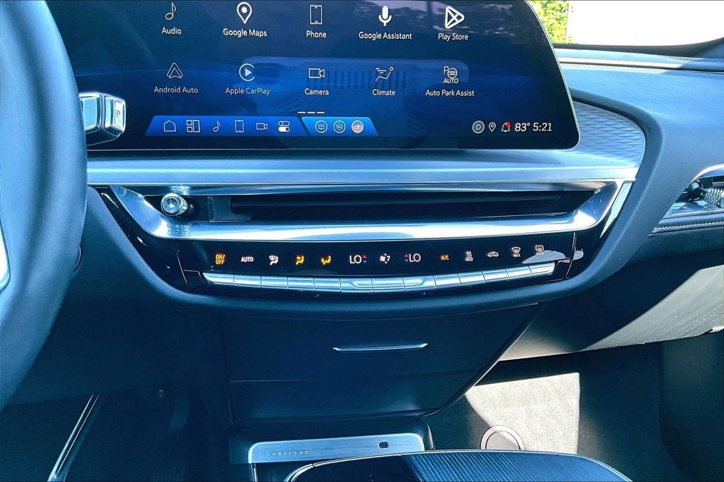 2024 Cadillac LYRIQ Sport 3