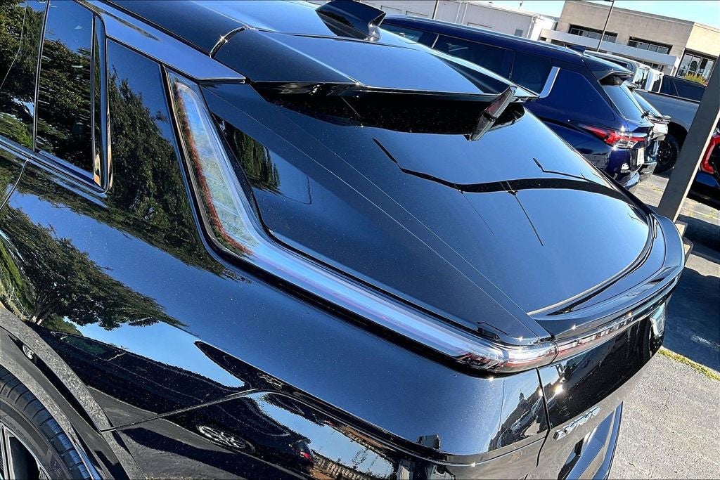 2024 Cadillac LYRIQ Sport 3