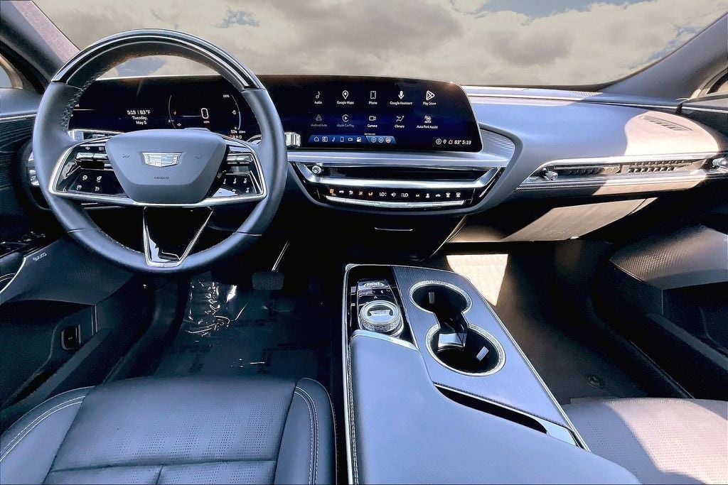 2024 Cadillac LYRIQ Sport 3